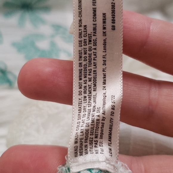 Anthropologie Lilka Green Cream Boho Ruffle Trim tank top embroidered Scoop Neck - Picture 10 of 10